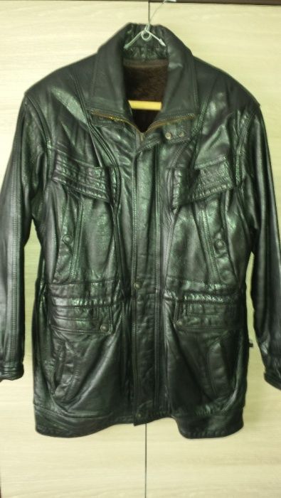 Scurtă bărbați din piele naturală