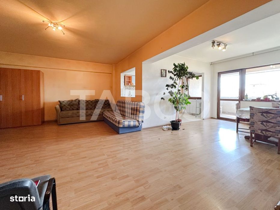 De vanzare apartament cu 3 camere zona strazii Nasaud Marasti