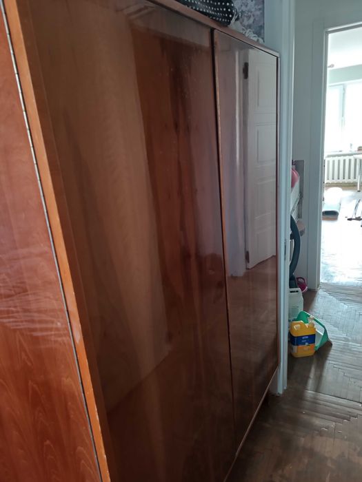 Продам шифоньер б/у