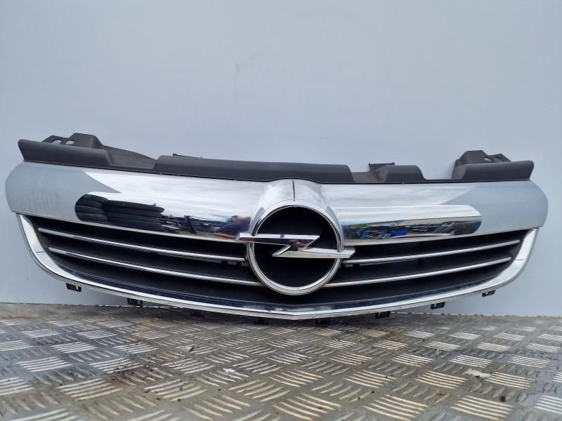 Grila radiator din bara fata Opel Zafira B Facelift