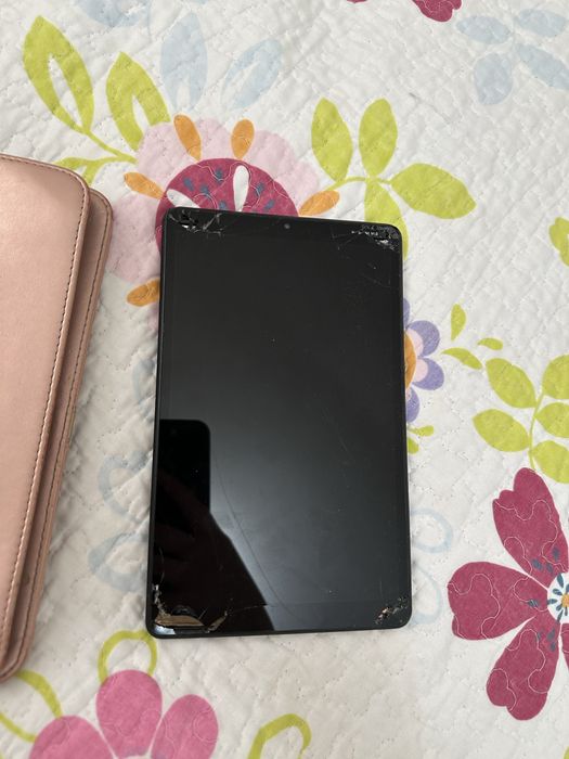 Планшет Lenovo……