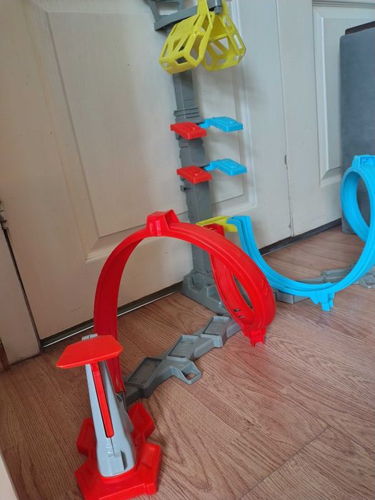 Писта Hot wheels