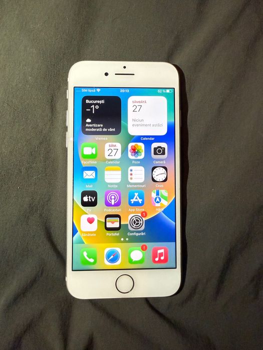 iPhone 8 Silver Baterie 100% telefon Apple ca si nou
