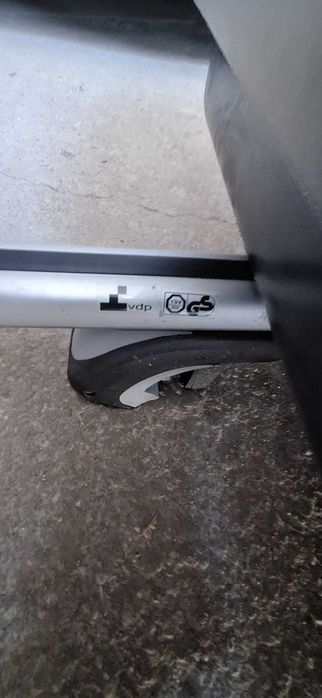 Багажник за таван