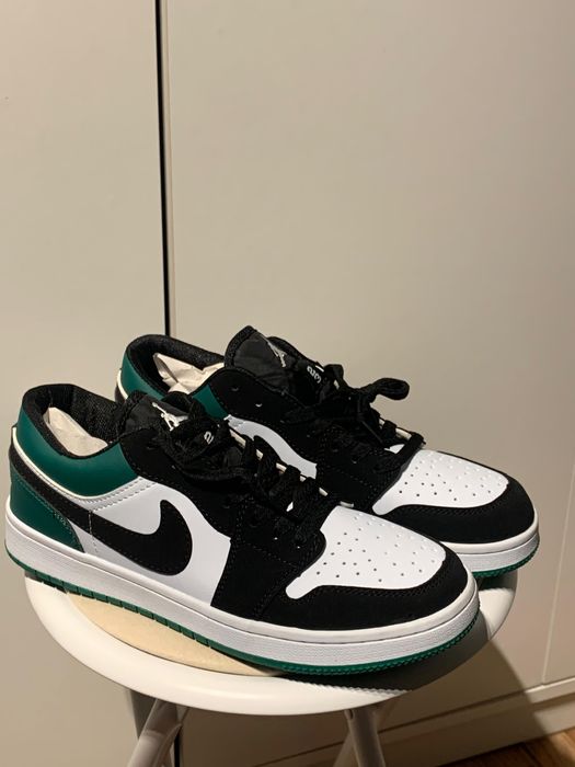 Adidasi jordan 1 low