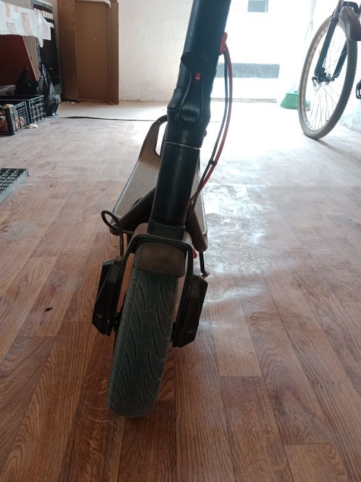 Продам самокат электрически