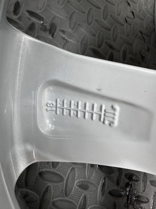 16-цола 5х100 - Audi - A1-A2-A3 - (VW-Skoda-Seat)