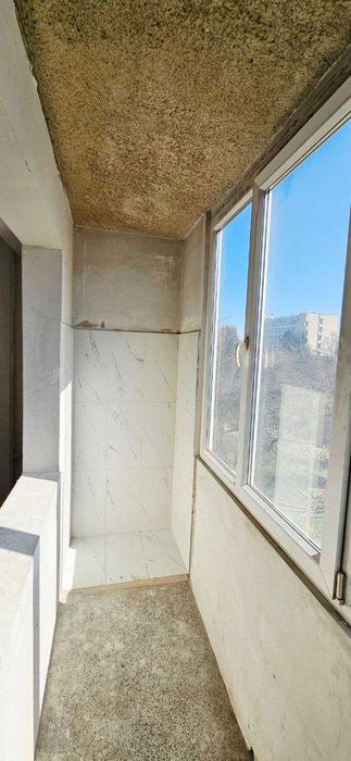 Продавам Гарсониера В Дианабад