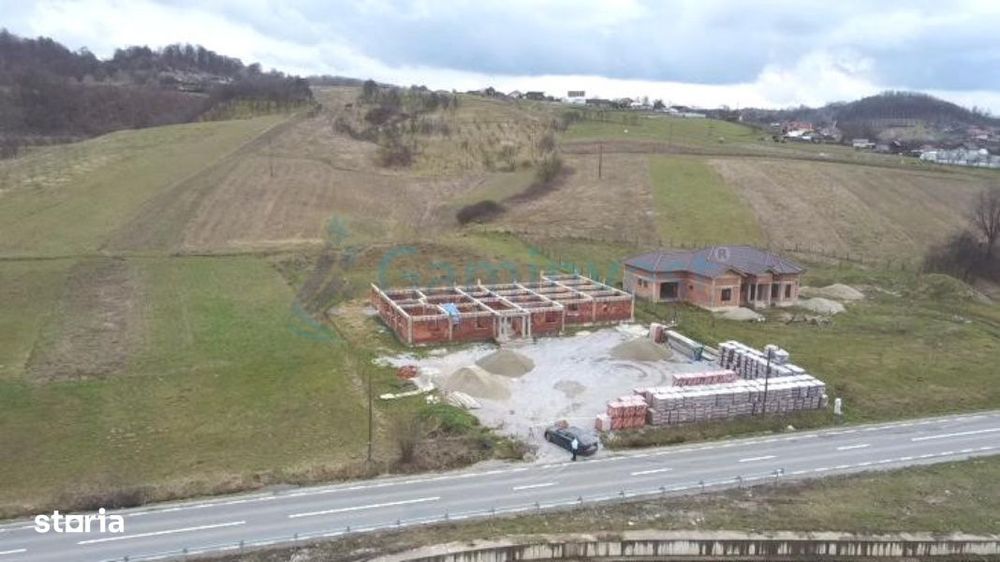 Teren si Constructie , la 40 km de Oradea, Bihor,Gaminvest,V3174