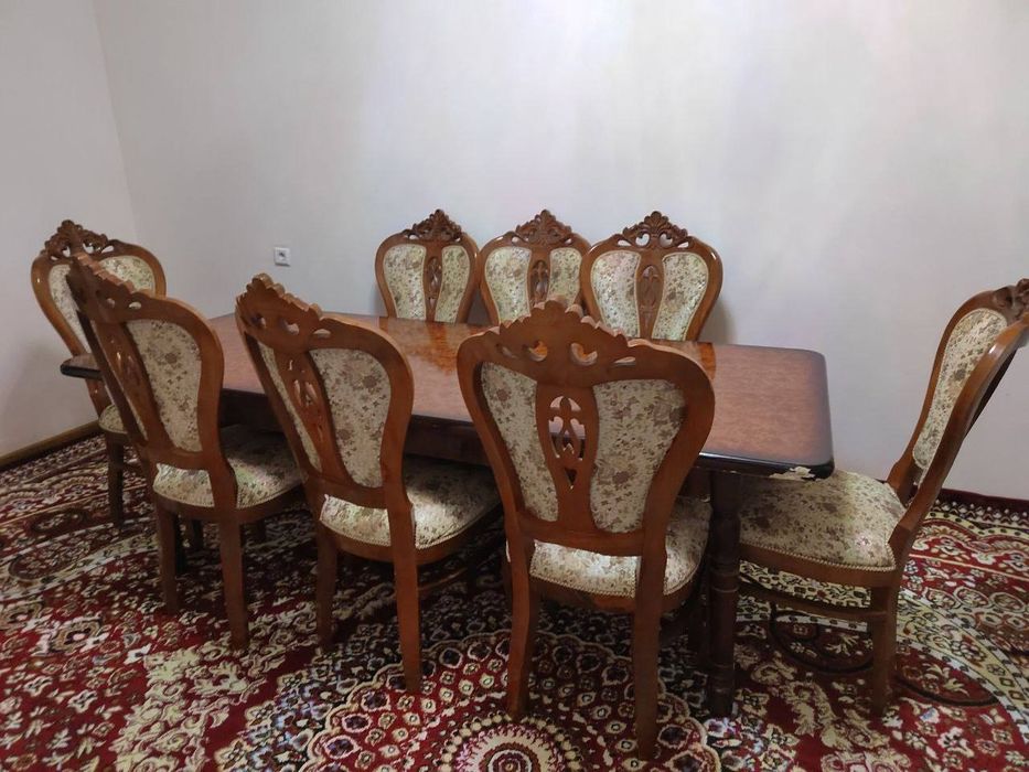 Срочно продам стол 8 стул