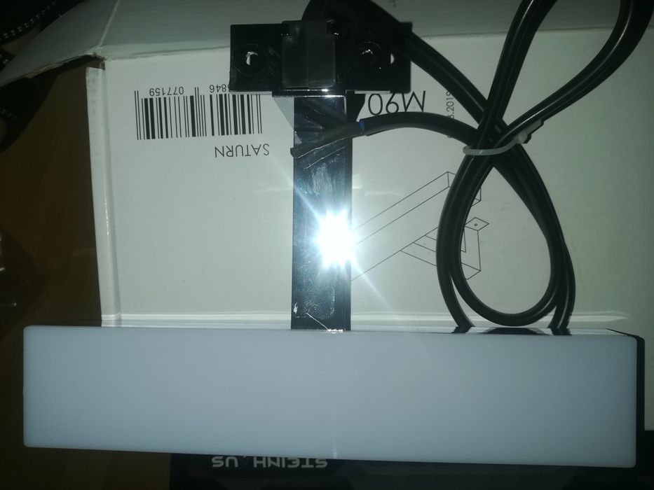 Lampa led pentru mobilier baie