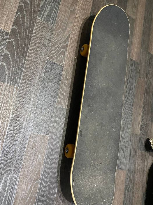 Продам скейтборд (б/у)