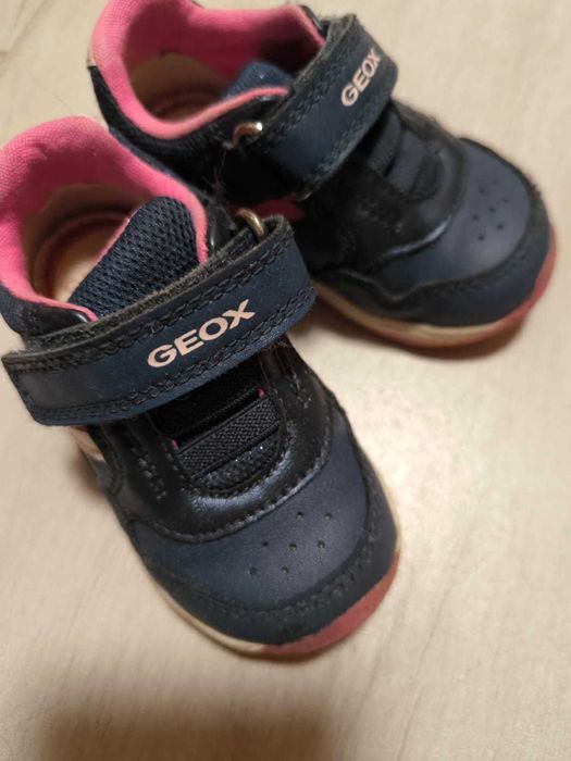 Детски обувки почти нови