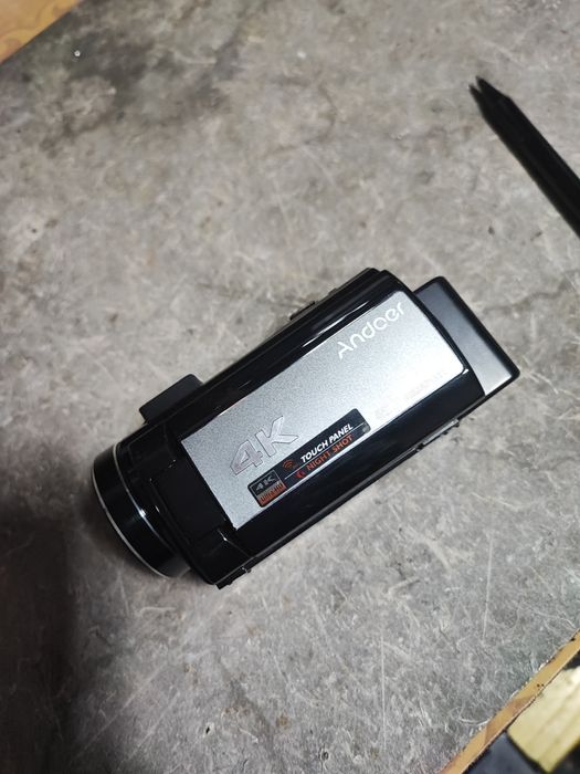 Camere video Nikon D40, andoer că noi ieftine