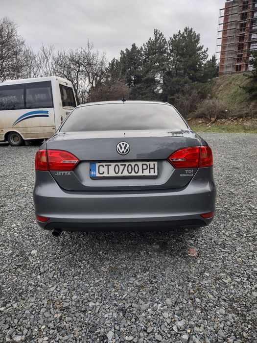 VW Jetta 1.6TDI Bluemotion ръчка