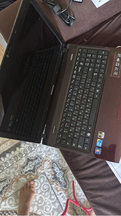 Продам рабочий ноутбук