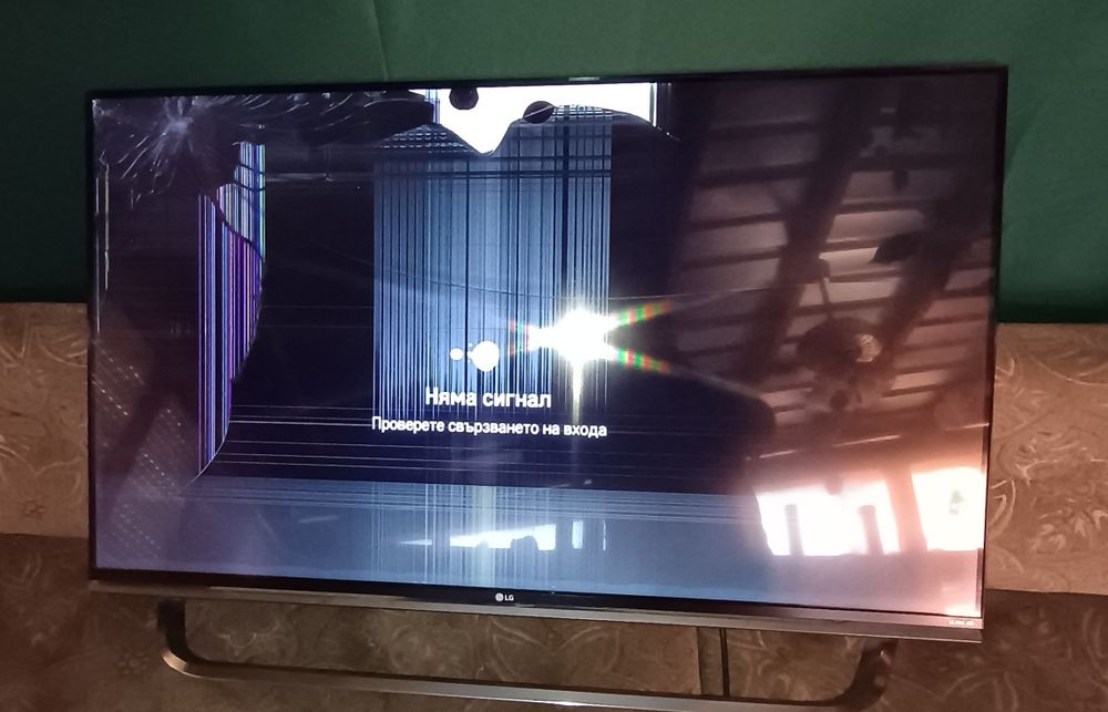 Телевизор LG 49 UF 850 V - ЗА ЧАСТИ