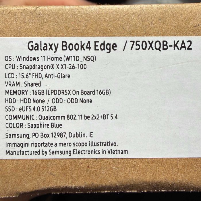 Samsung Galaxy Book4 Edge Snapdragon X SSD 512GB RAM 16GB - GARANTIE 12 LUNI | TrueGSM