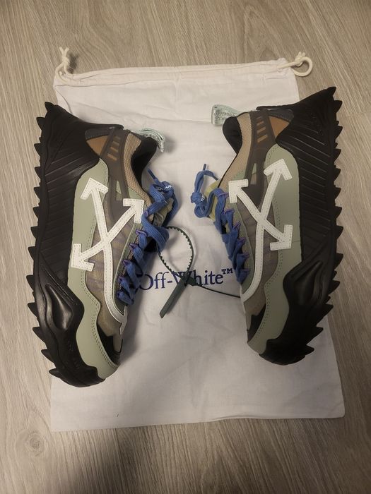 Adidași Off White Odsy-1000