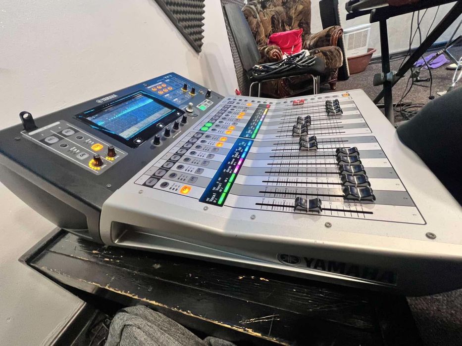 Пилт YAMAHA TF -1 + кейс
