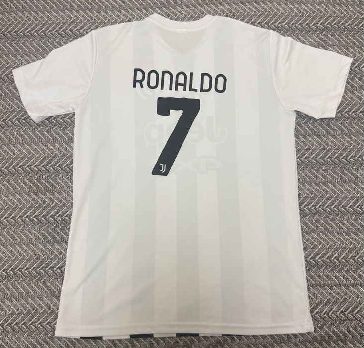 Фланелка на Ювентус сезон 2021/22