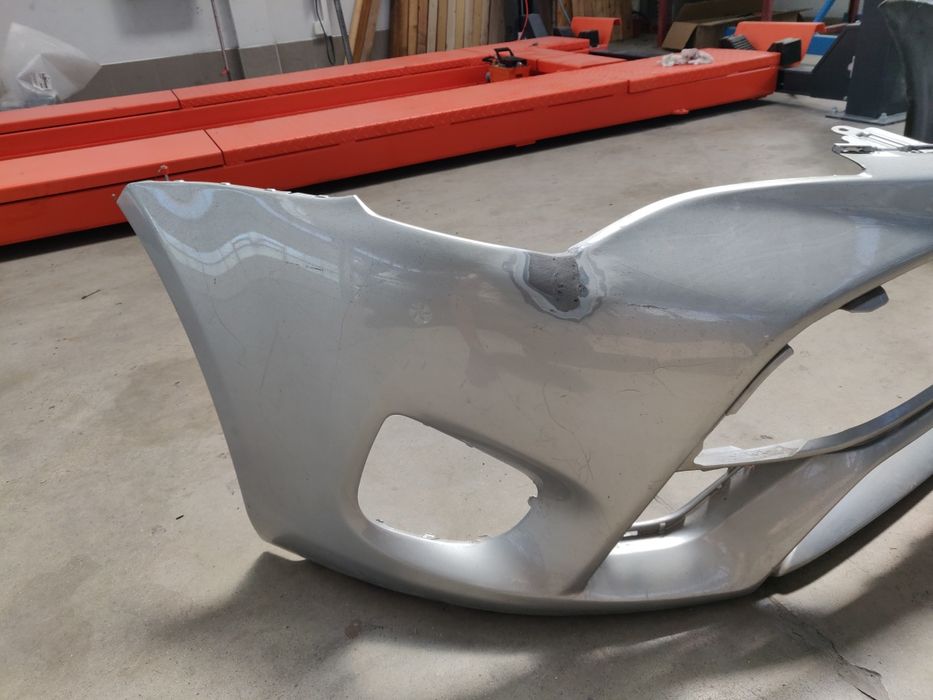 Предна Броня Оригинална за Toyota T27Аvensis Feist  2015г. до 2019г.