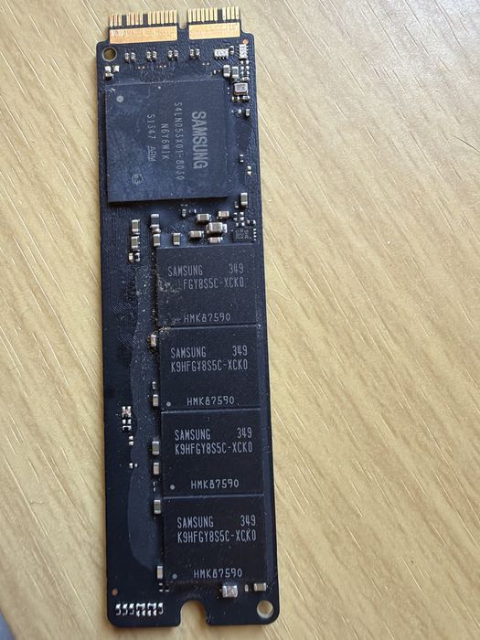 Ssd Apple 256 pentru Mackbook Pro Retina