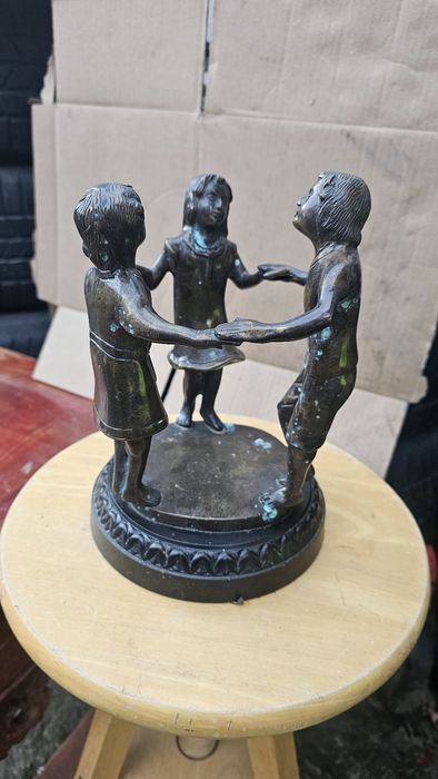 Deosebită piesă de Bronz