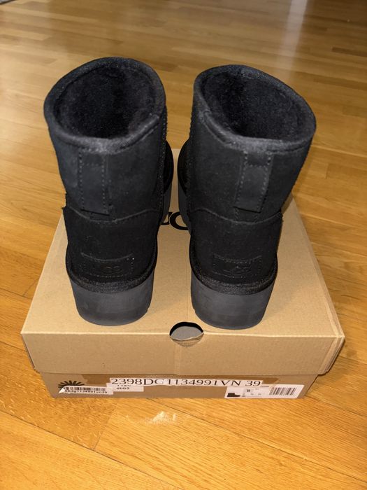 UGG-uri Platforma Negre