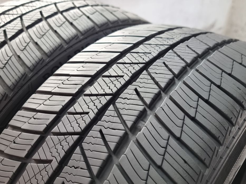 "Dot 22" 225/40/19 2Броя: 240лв 7.3мм