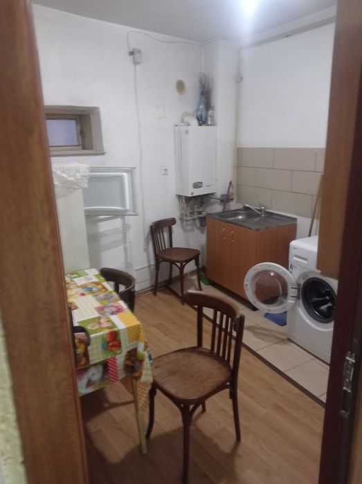 De inchiriat garsoniera confort 1