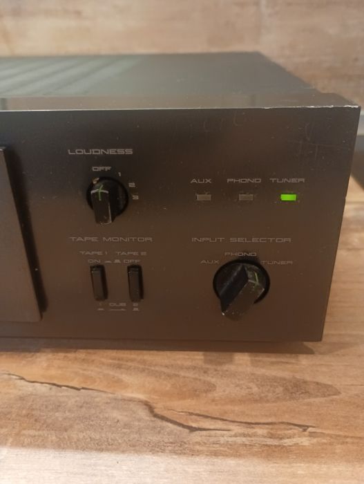 Akai am-u02 усилвател