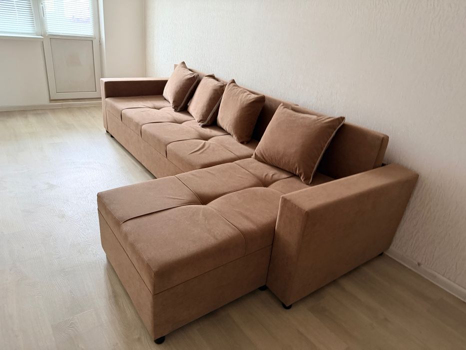 Диван срочно продам