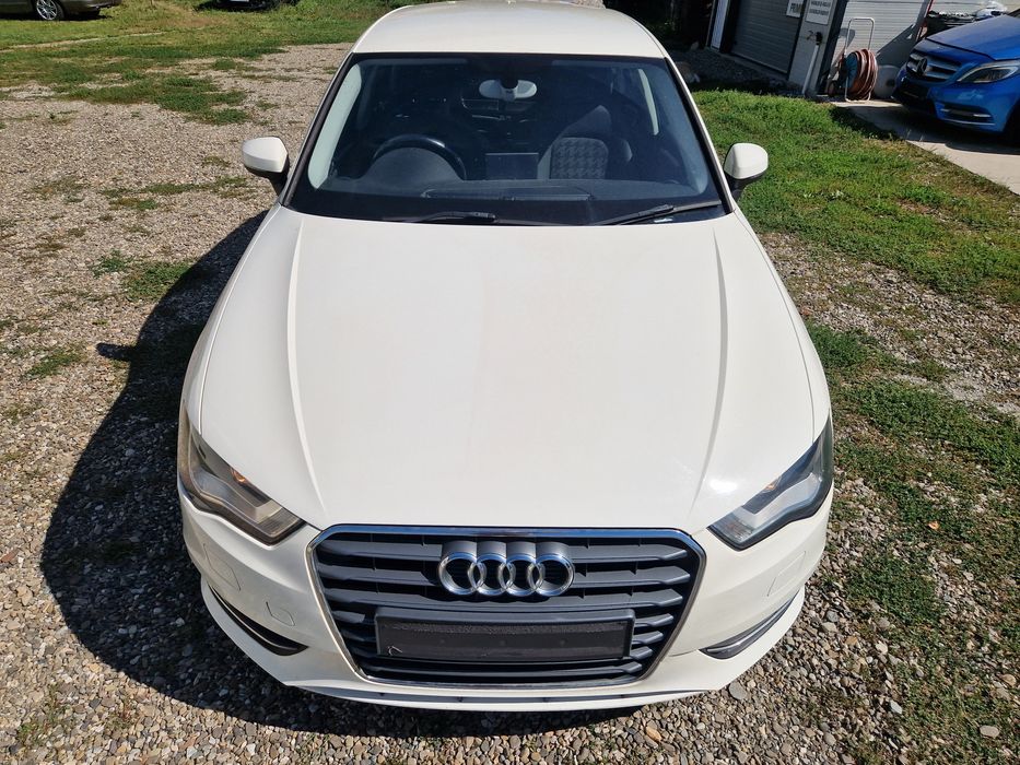 Piese caroserie mecanica Audi A3 8V 2012  2016 1.6 tdi CRKB dezmembrez