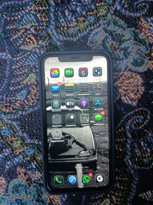 iPhone 11 в хорошем состояние