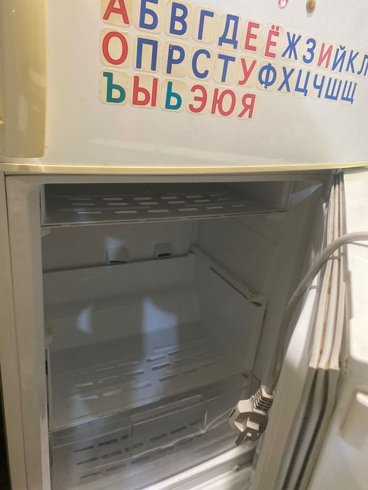 продам холодильник