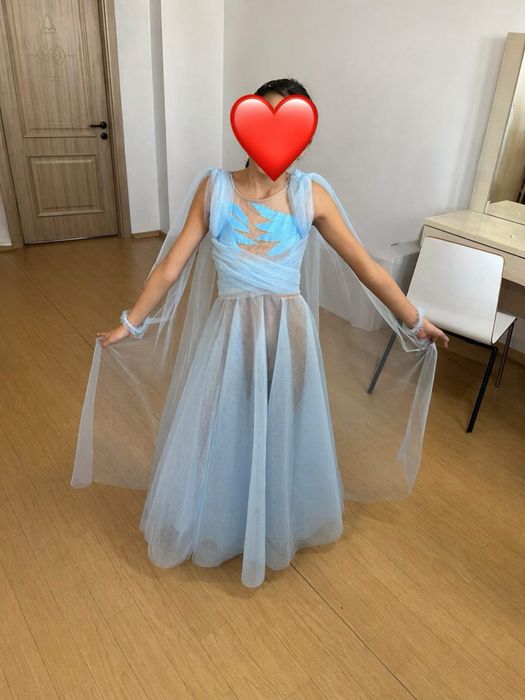 Продам платье на 11-12 лет