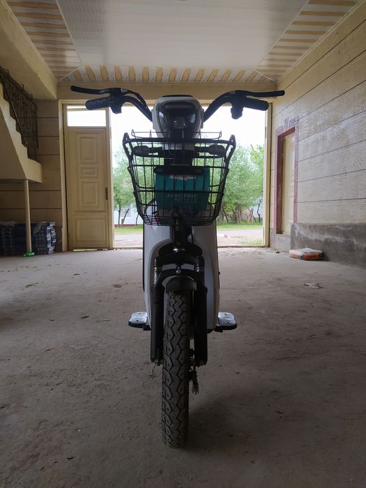 Электроскутер Электровелосипед Электромопед