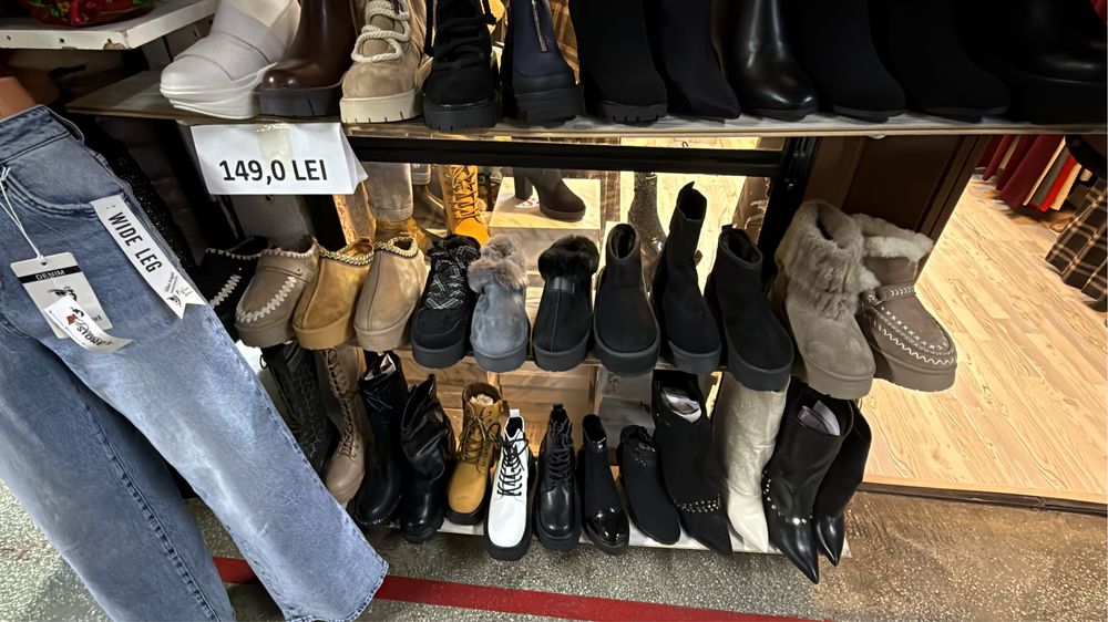 Vand lot haine en gros