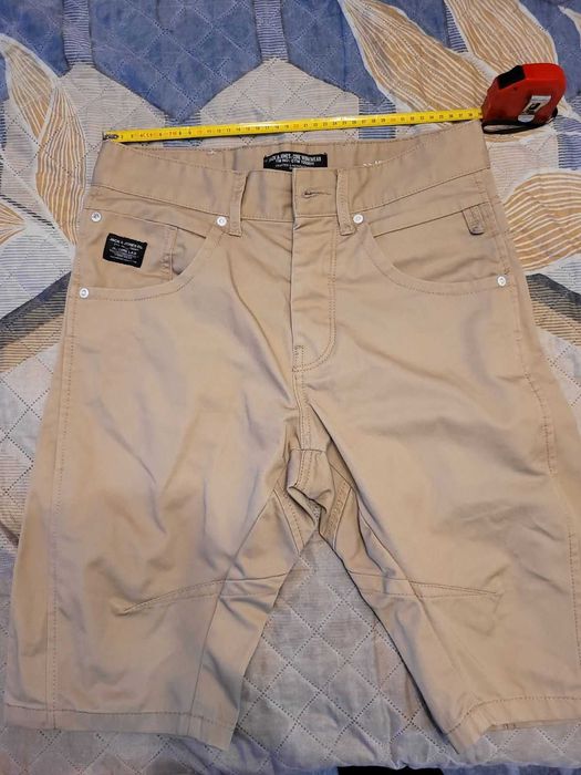 Хубави и маркови дрехи за момче