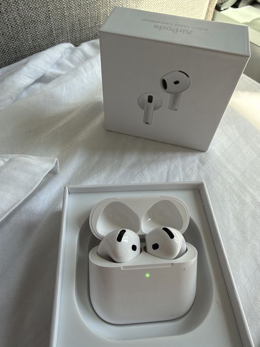 Apple Airpods 4 ANC