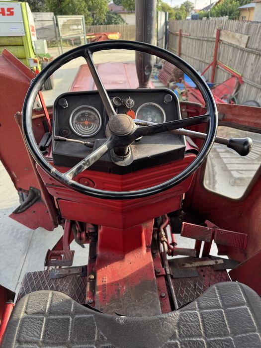 Tractor International 554