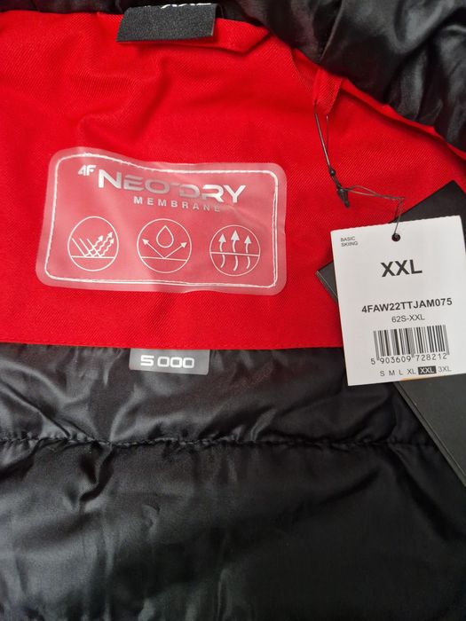 Set complet ski 4F  Geacă  Pantaloni, NOI, cu etiche