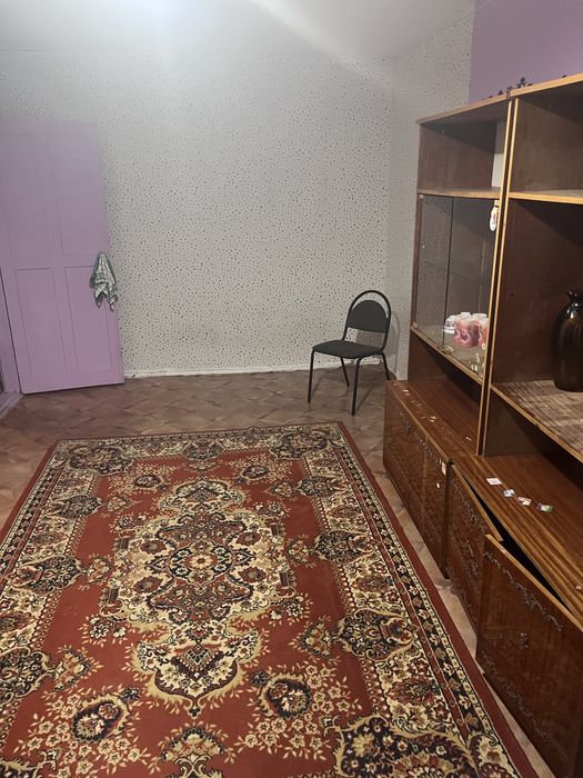 Сдам 2 комнатную квартиру.