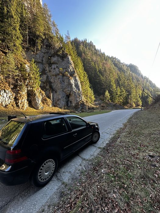 VW Golf 4 – 1.6 benzină