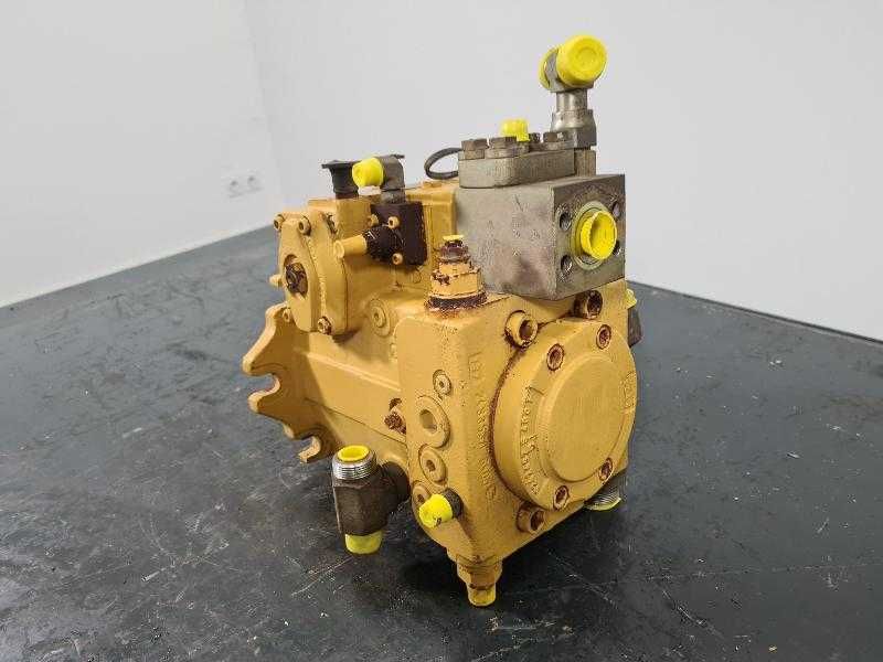 Pompa hidraulica Caterpillar 963C 10R2861 second hand verificata pompa vane debit mare utilaje constructii Uniterra Group SRL
