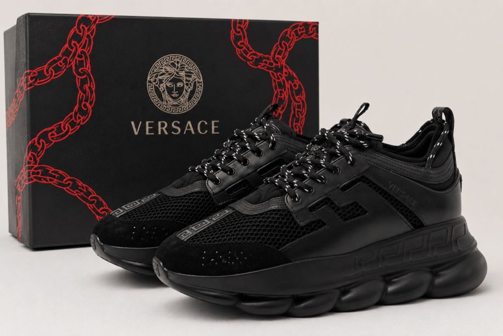Versace chain reaction