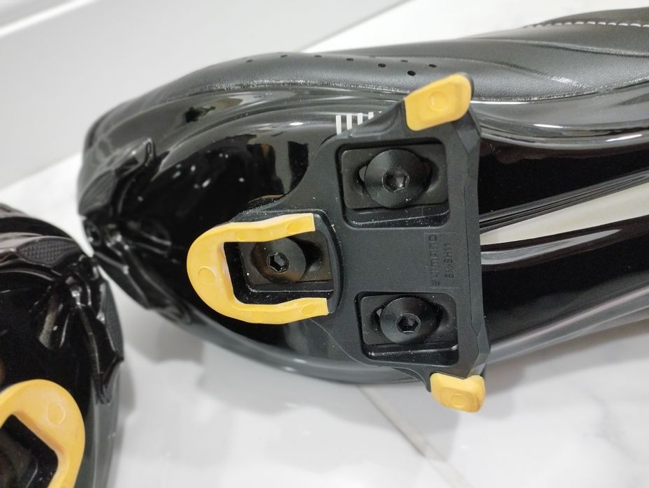 Шосейни велообувки Shimano 43