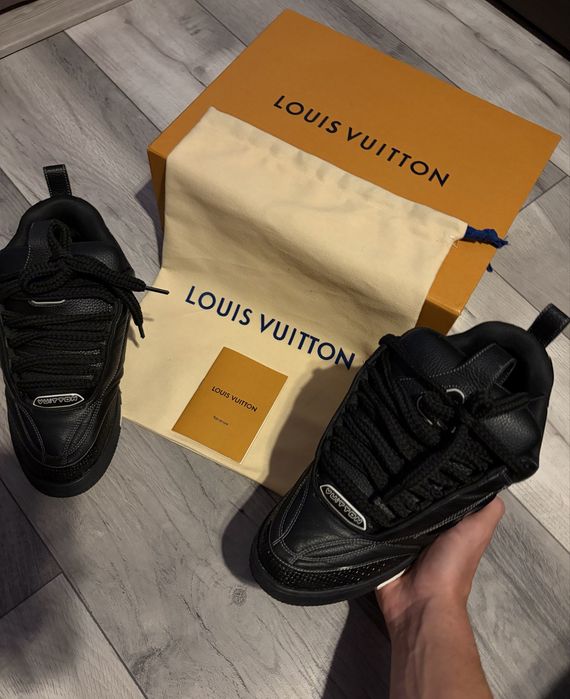 Louis Vuitton Skate Black Leather