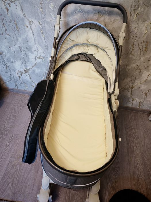 Коляска трансформер в отличном состоянии